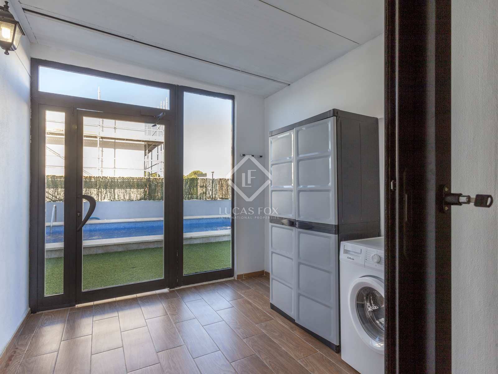 4 soveværelse Villa til leje i Godella med swimmingpool garage - € 3.200 (Ref: 7225924)