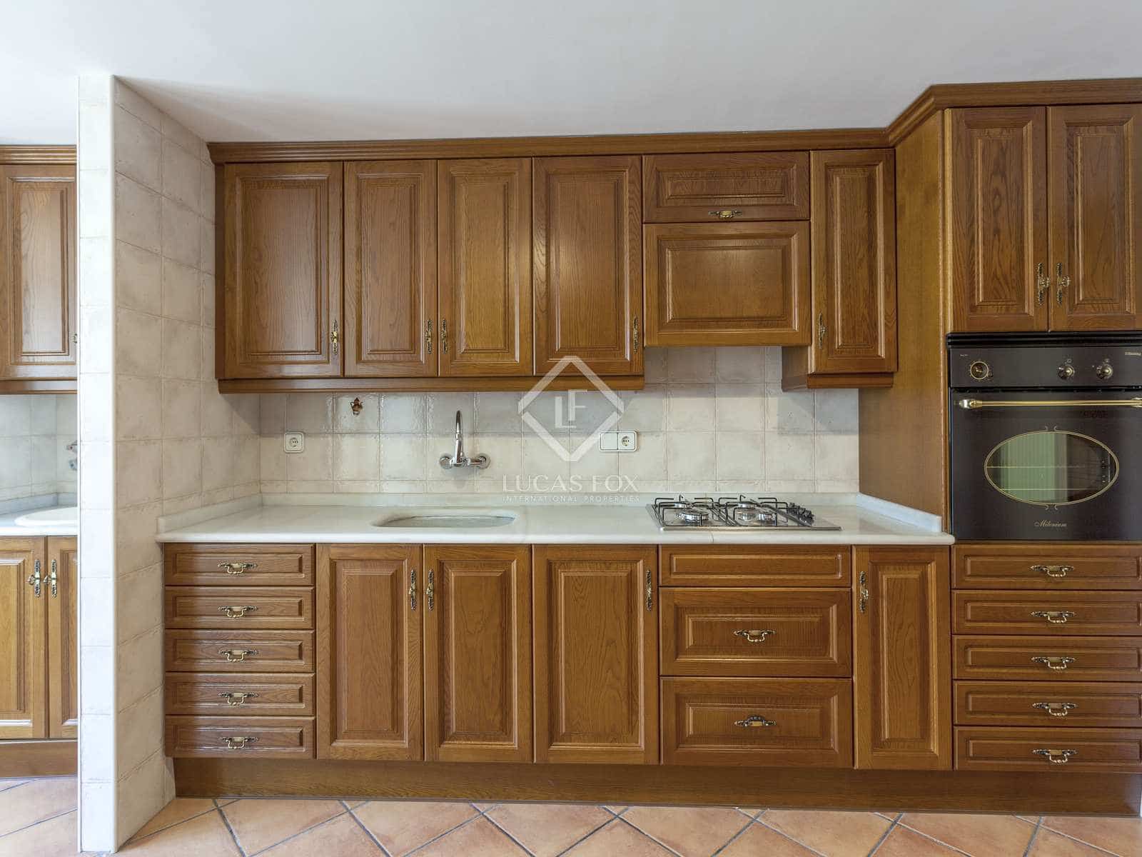 4 sovrum Lägenhet att hyra i Valencia stad - 2 500 € (Ref: 7225925)