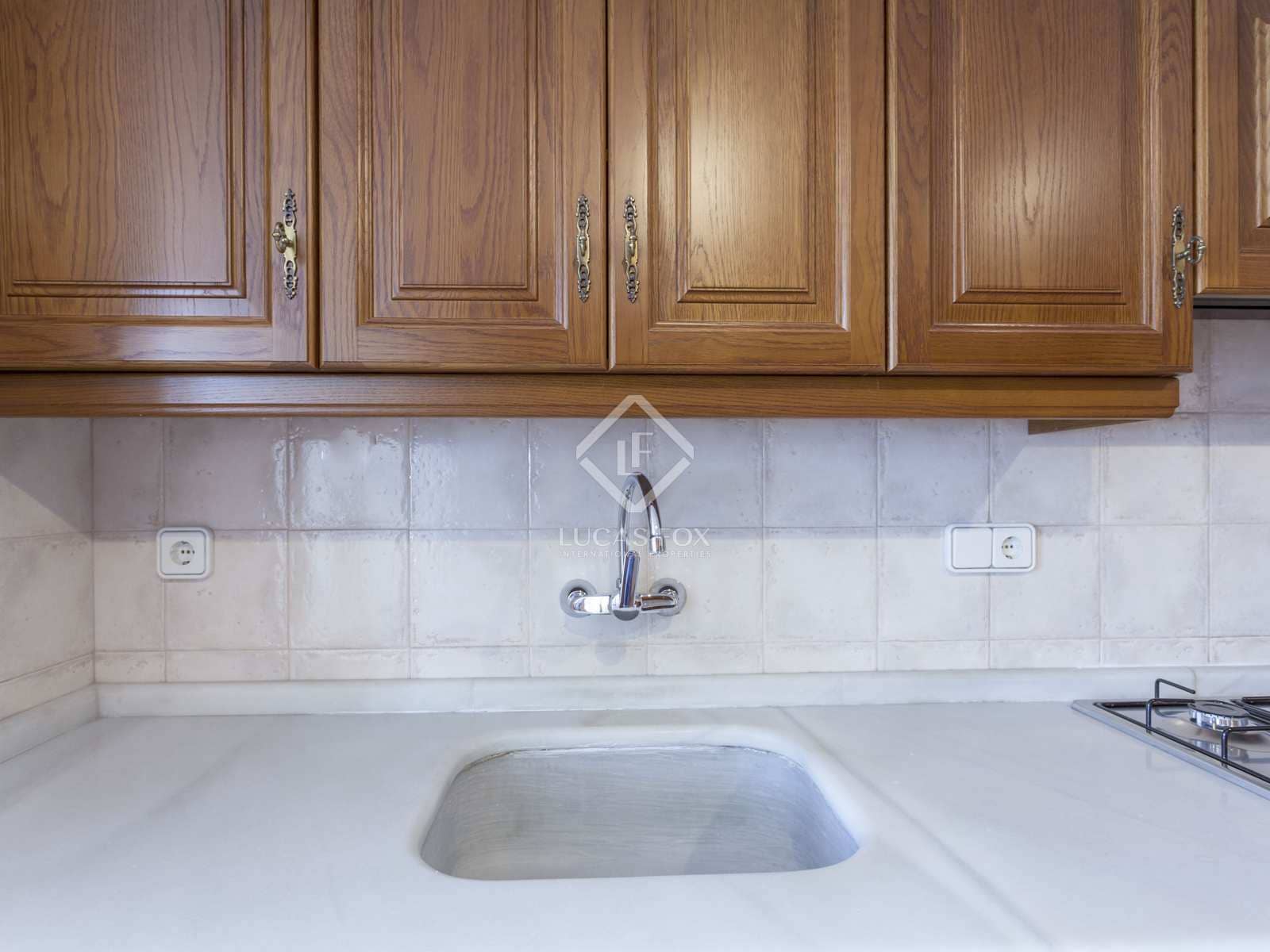 4 sovrum Lägenhet att hyra i Valencia stad - 2 500 € (Ref: 7225925)