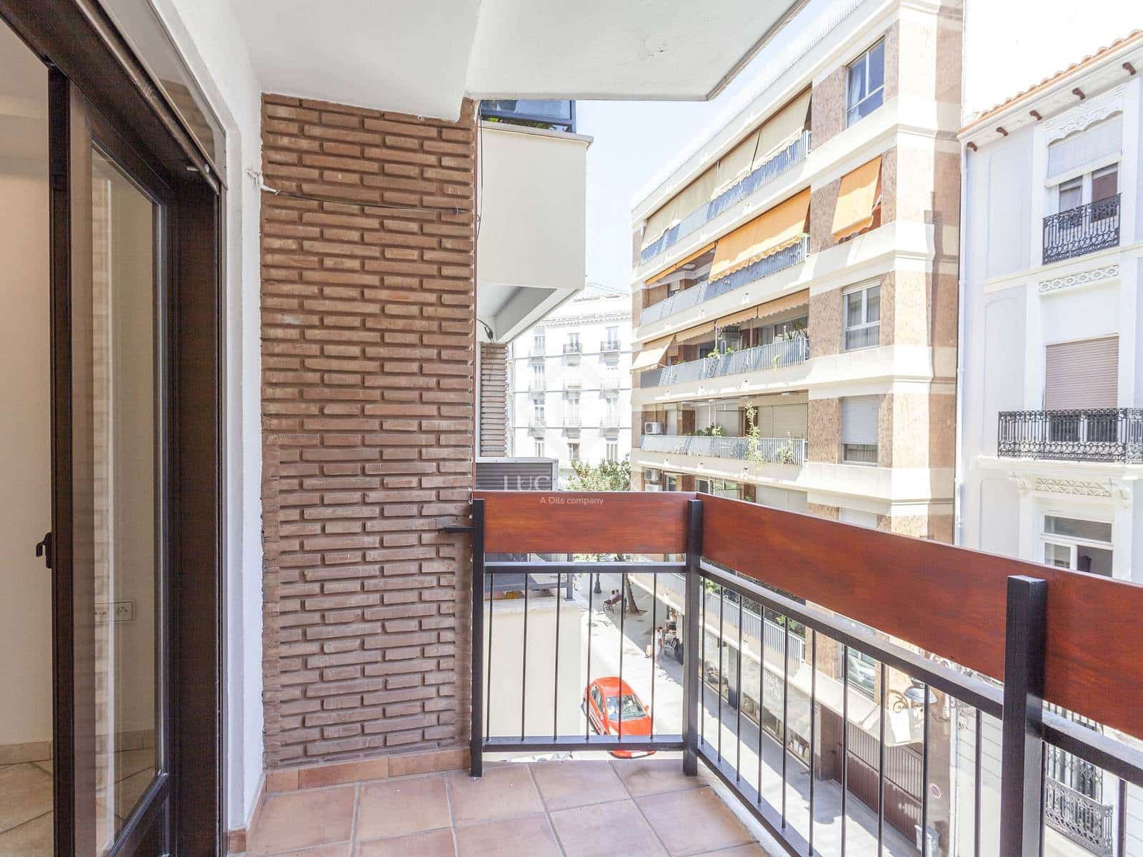 4 sovrum Lägenhet att hyra i Valencia stad - 2 500 € (Ref: 7225925)
