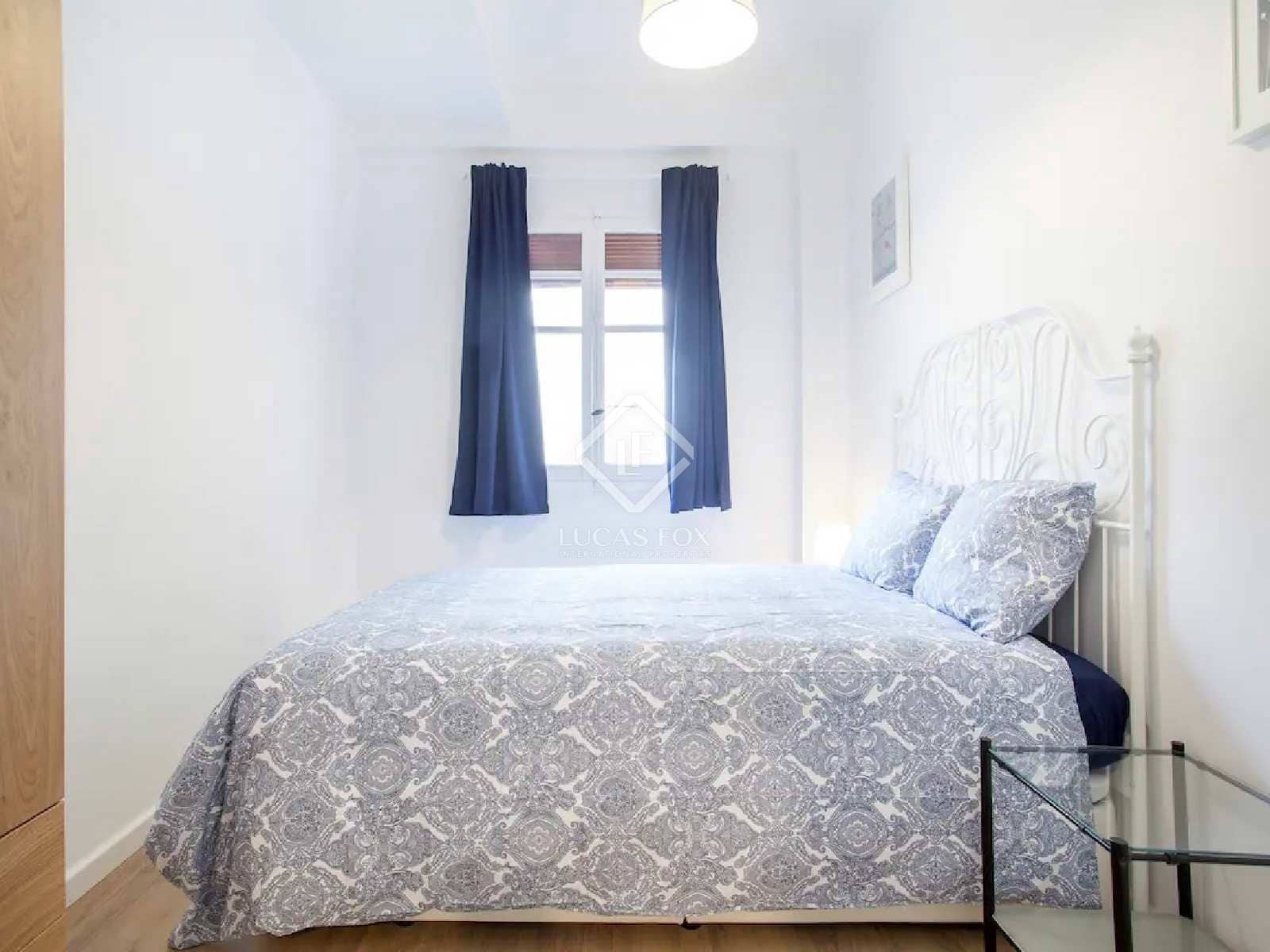 4 bedroom Apartment for rent in Valencia city - € 2,000 (Ref: 7225930)