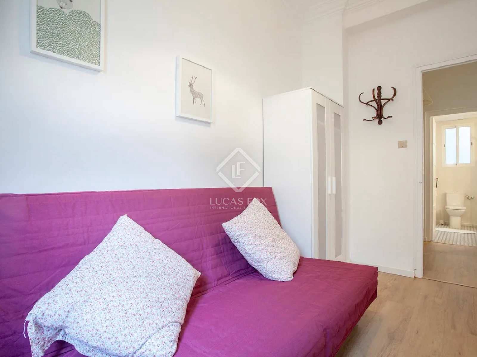 4 bedroom Apartment for rent in Valencia city - € 2,000 (Ref: 7225930)