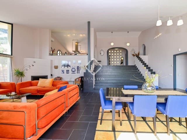 4 bedroom Villa for sale in Sant Feliu de Guíxols with pool garage - € 1,680,000 (Ref: 7232692)