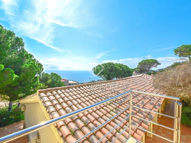 4 bedroom Villa for sale in Sant Feliu de Guíxols with pool garage - € 1,680,000 (Ref: 7232692)