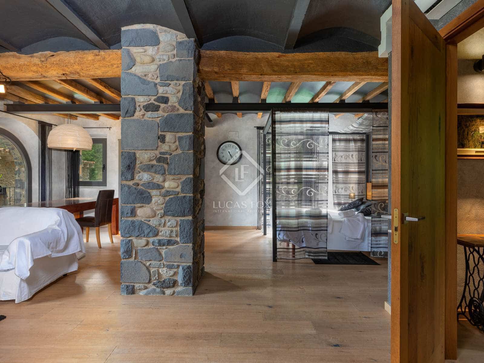 4 soverom Finca/Herregård til salgs i Sant Joan les Fonts med svømmebasseng garasje - € 1 250 000 (Ref: 7247197)