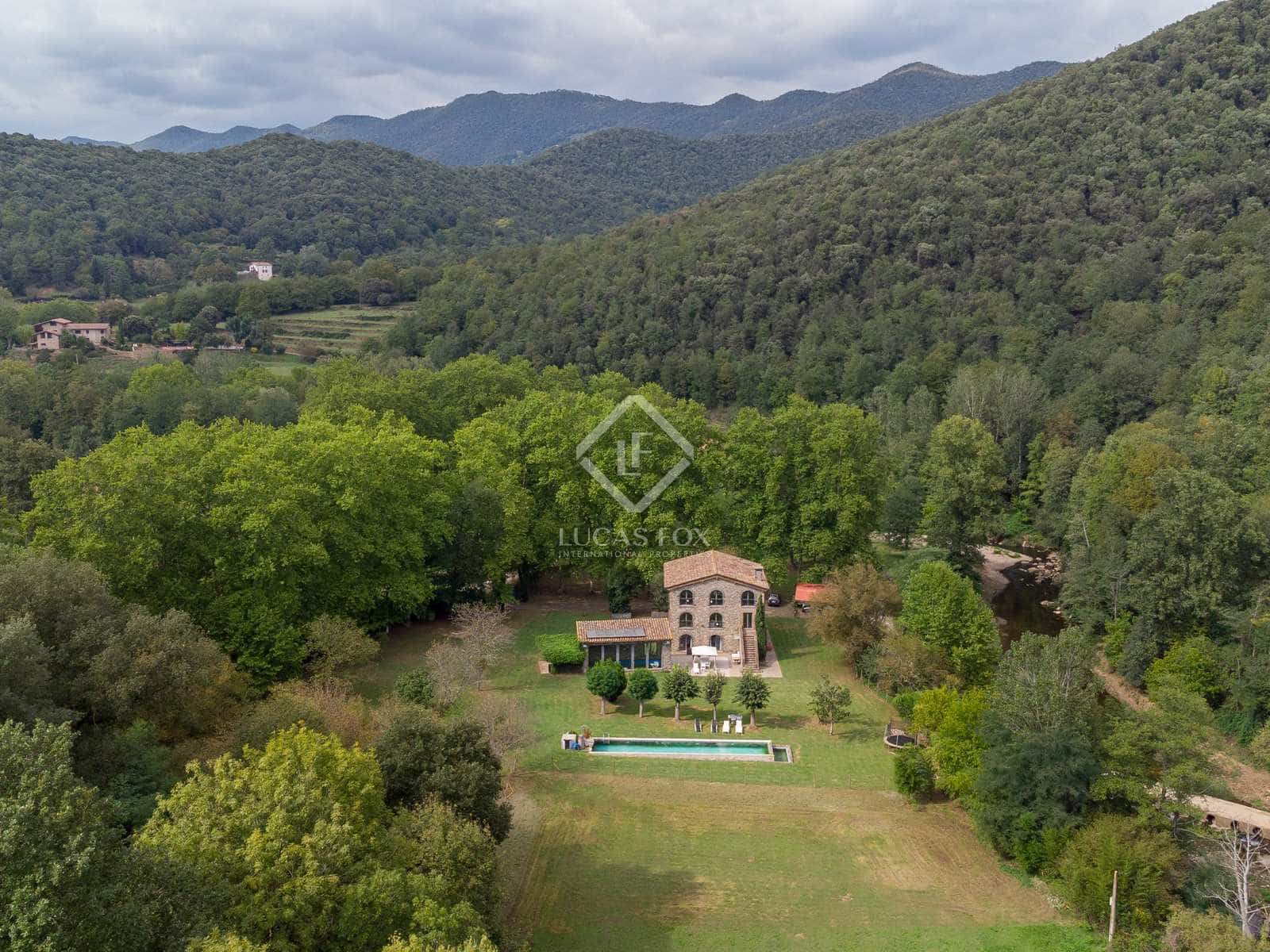 4 soverom Finca/Herregård til salgs i Sant Joan les Fonts med svømmebasseng garasje - € 1 250 000 (Ref: 7247197)