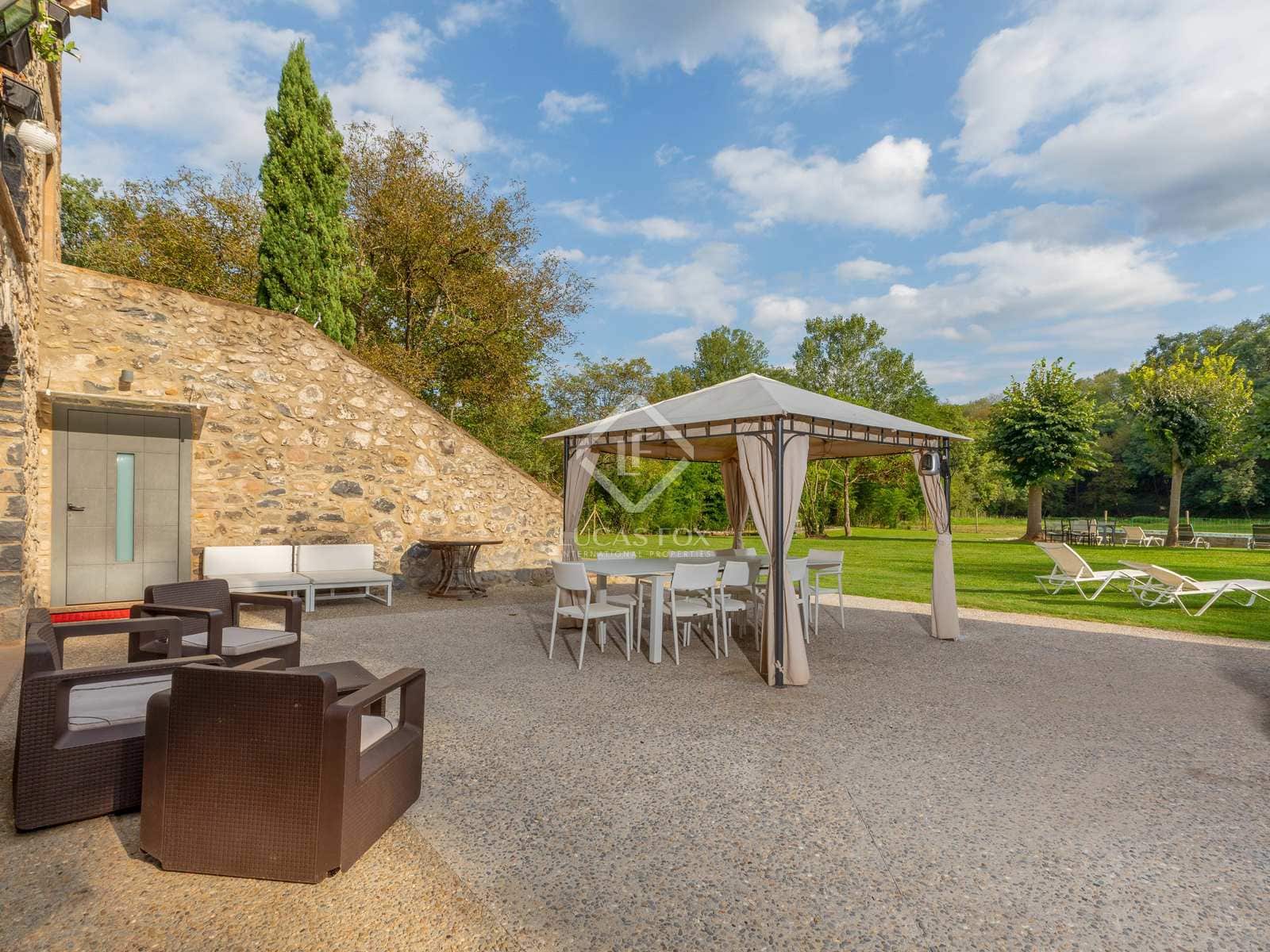 4 soverom Finca/Herregård til salgs i Sant Joan les Fonts med svømmebasseng garasje - € 1 250 000 (Ref: 7247197)