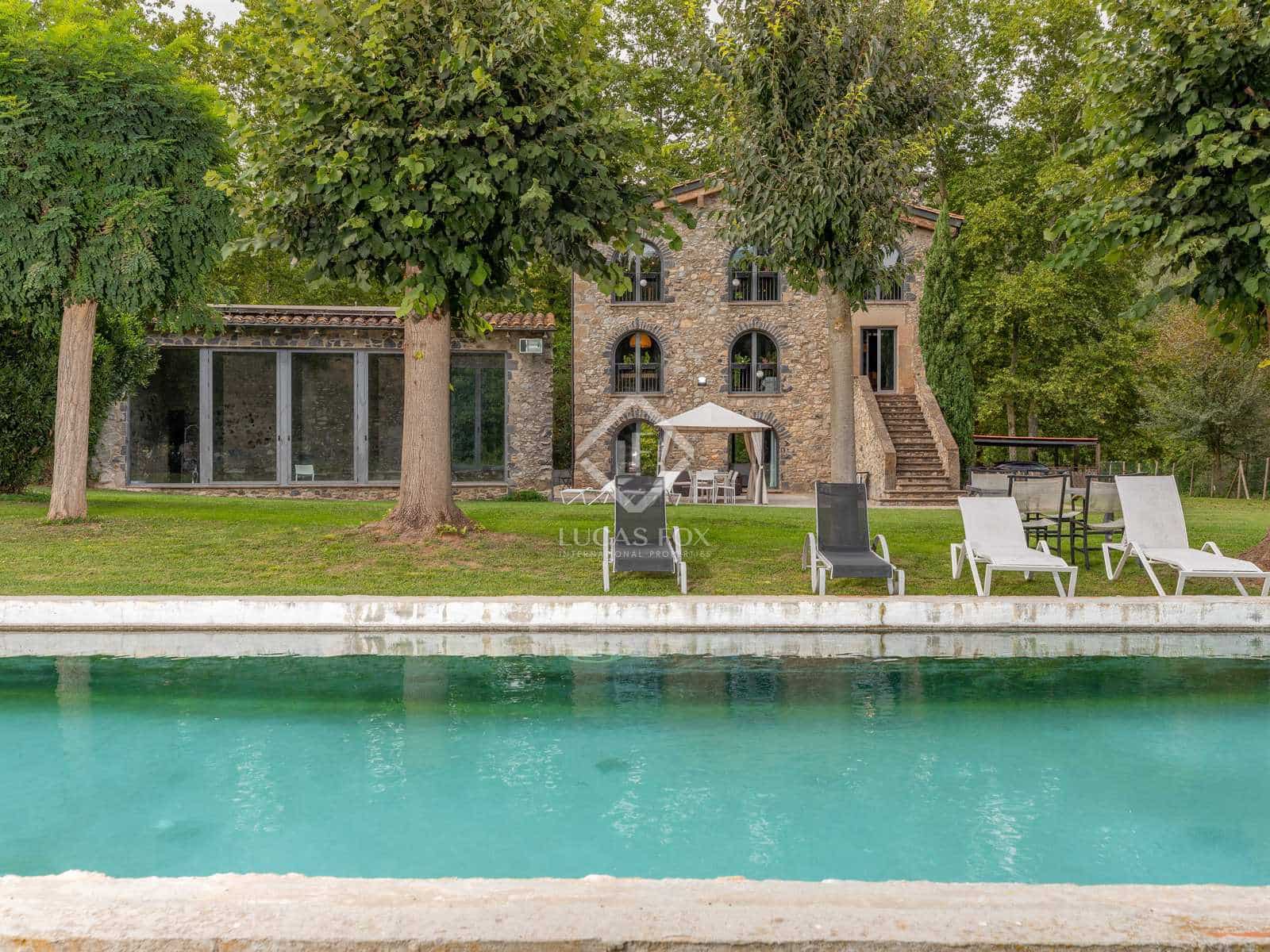 4 soverom Finca/Herregård til salgs i Sant Joan les Fonts med svømmebasseng garasje - € 1 250 000 (Ref: 7247197)