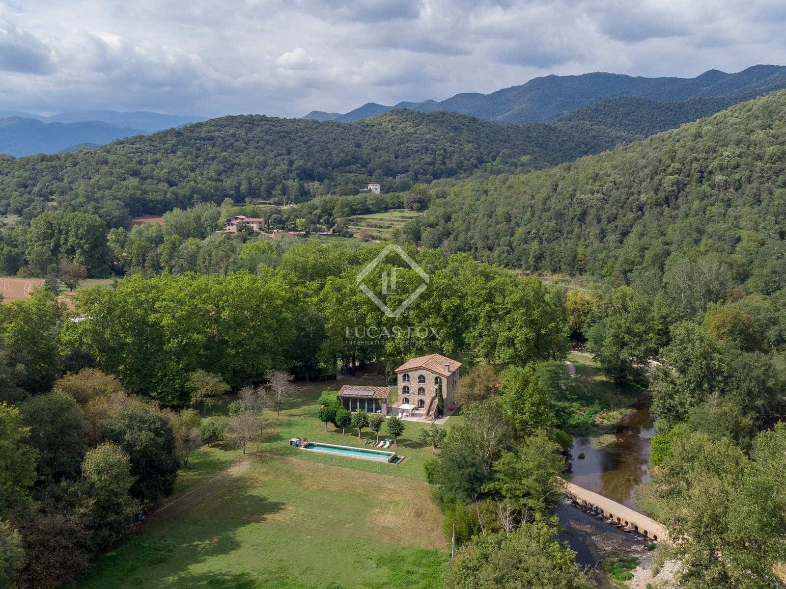 4 soverom Finca/Herregård til salgs i Sant Joan les Fonts med svømmebasseng garasje - € 1 250 000 (Ref: 7247197)