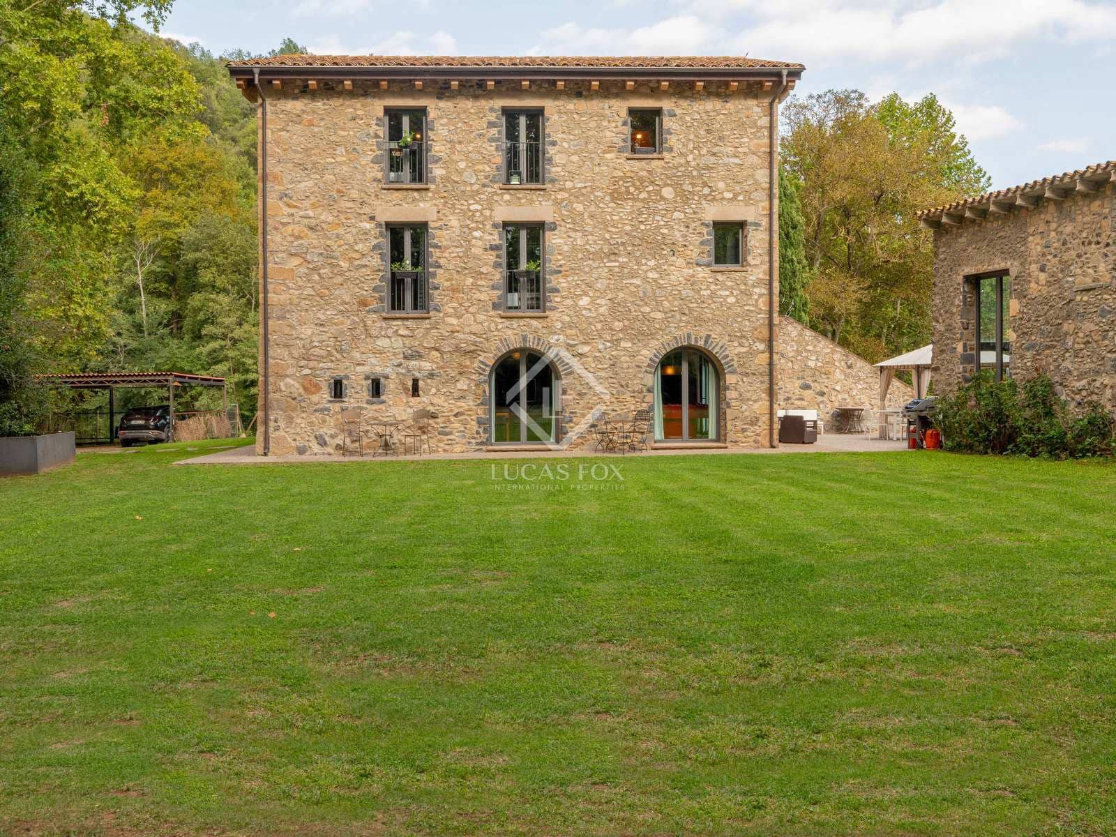 4 soverom Finca/Herregård til salgs i Sant Joan les Fonts med svømmebasseng garasje - € 1 250 000 (Ref: 7247197)