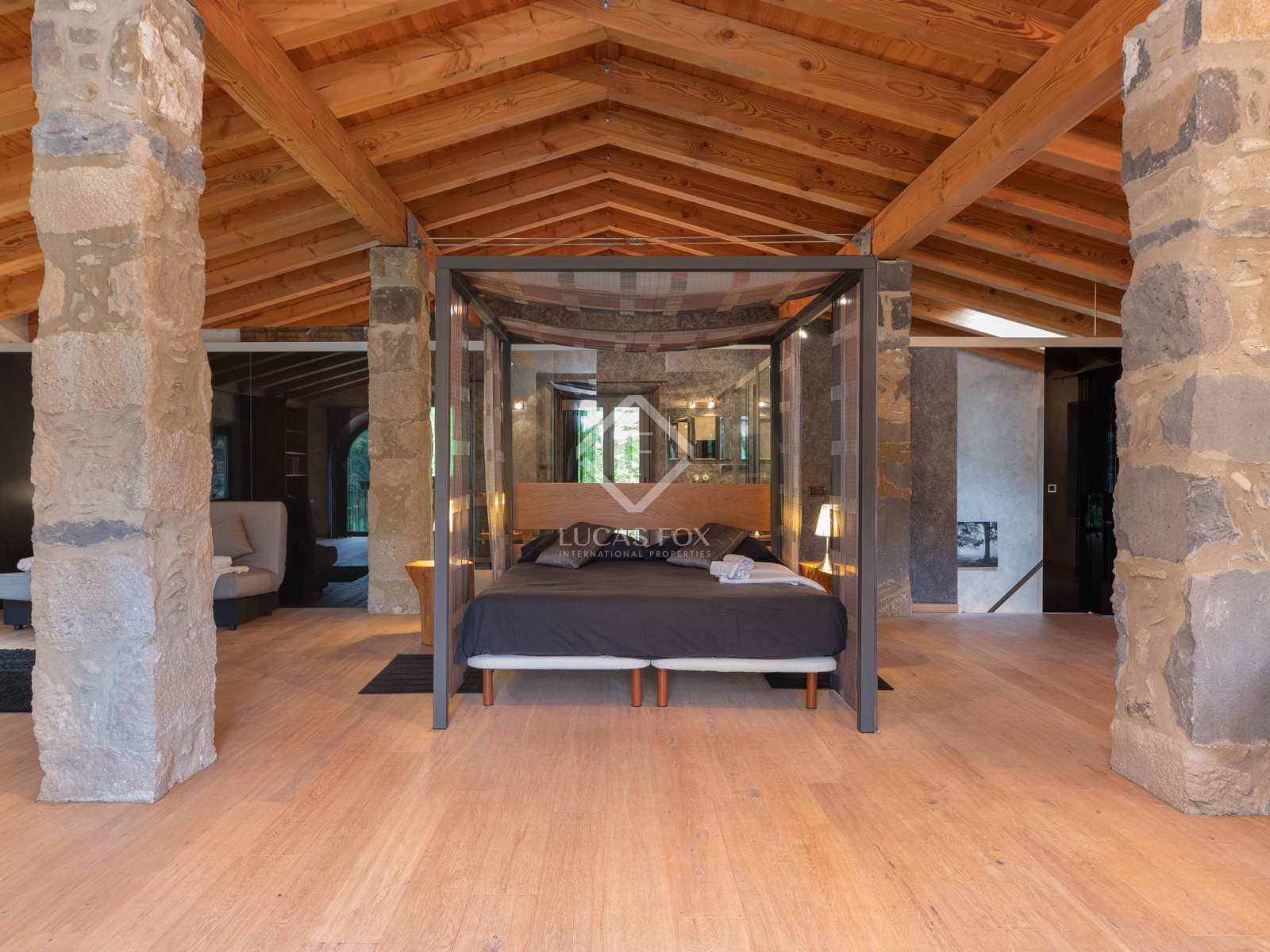 4 soverom Finca/Herregård til salgs i Sant Joan les Fonts med svømmebasseng garasje - € 1 250 000 (Ref: 7247197)