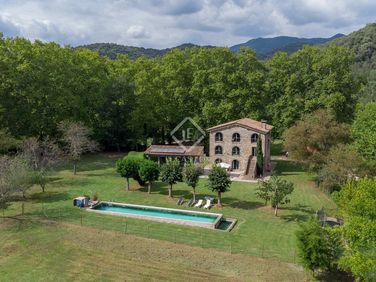 4 soverom Finca/Herregård til salgs i Sant Joan les Fonts med svømmebasseng garasje - € 1 250 000 (Ref: 7247197)