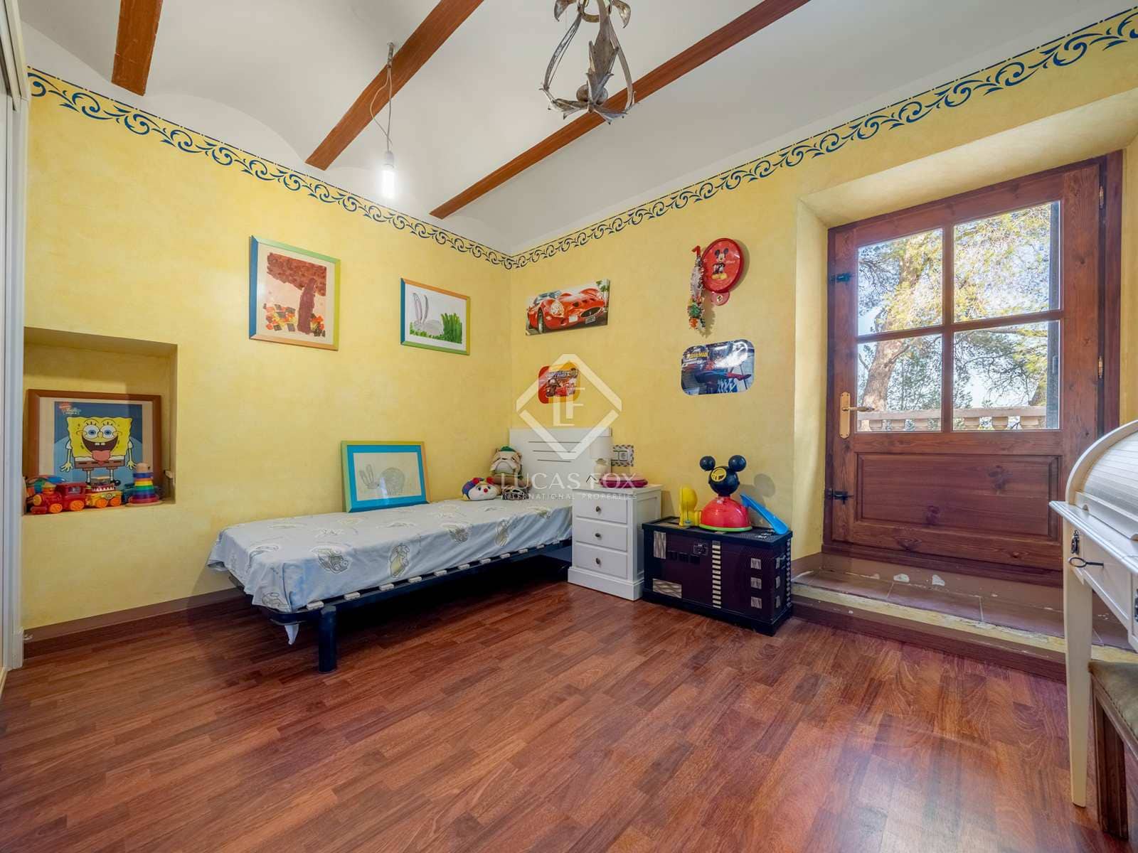 6 soveværelse Finca/Landehus til salg i Tarragona by med swimmingpool garage - € 525.000 (Ref: 7250492)