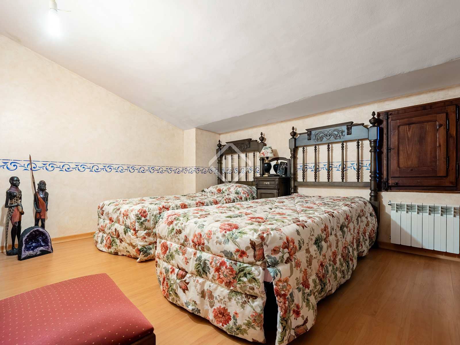 6 soveværelse Finca/Landehus til salg i Tarragona by med swimmingpool garage - € 525.000 (Ref: 7250492)