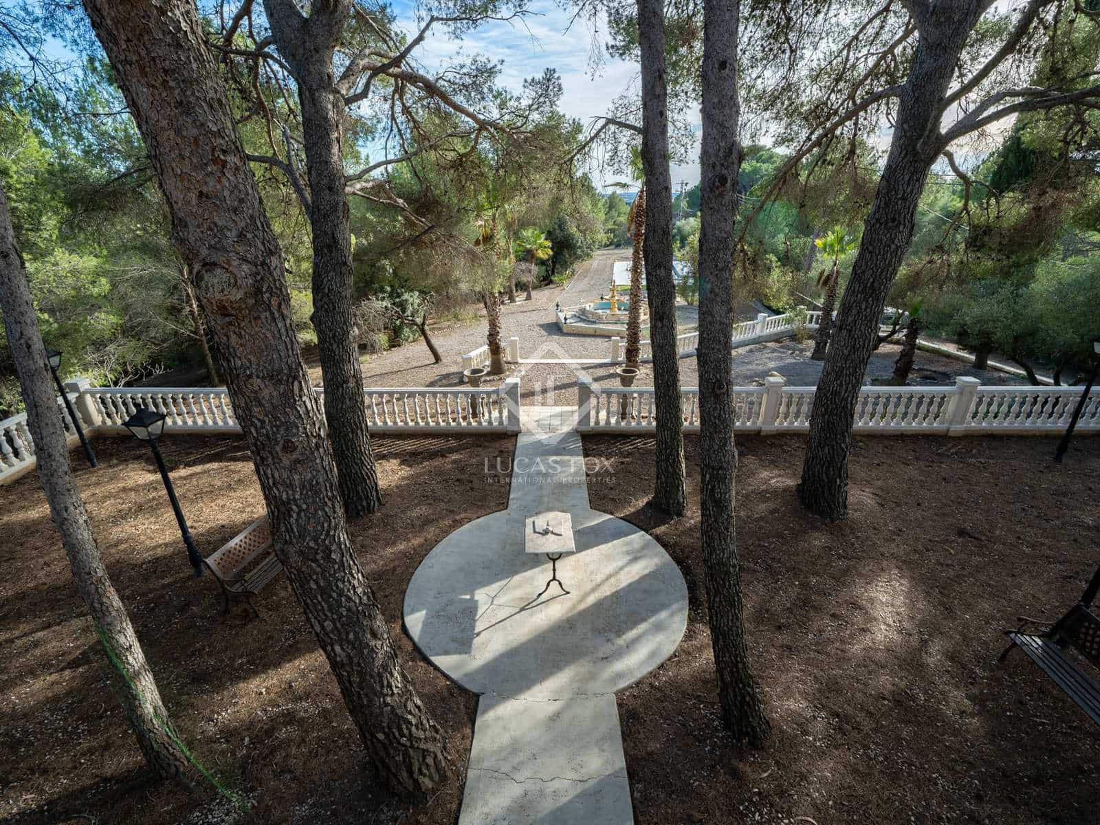 6 soveværelse Finca/Landehus til salg i Tarragona by med swimmingpool garage - € 525.000 (Ref: 7250492)