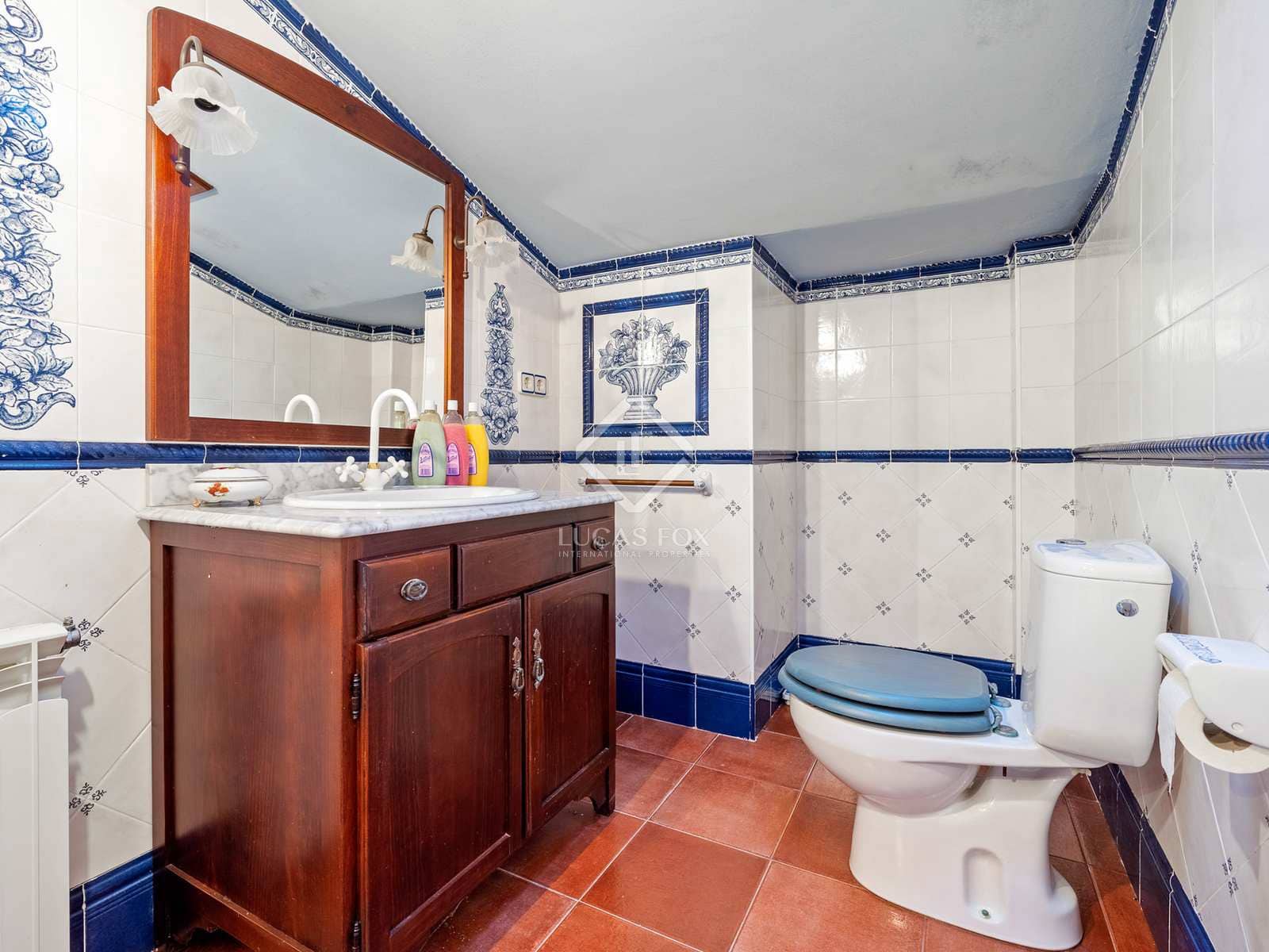 6 soveværelse Finca/Landehus til salg i Tarragona by med swimmingpool garage - € 525.000 (Ref: 7250492)