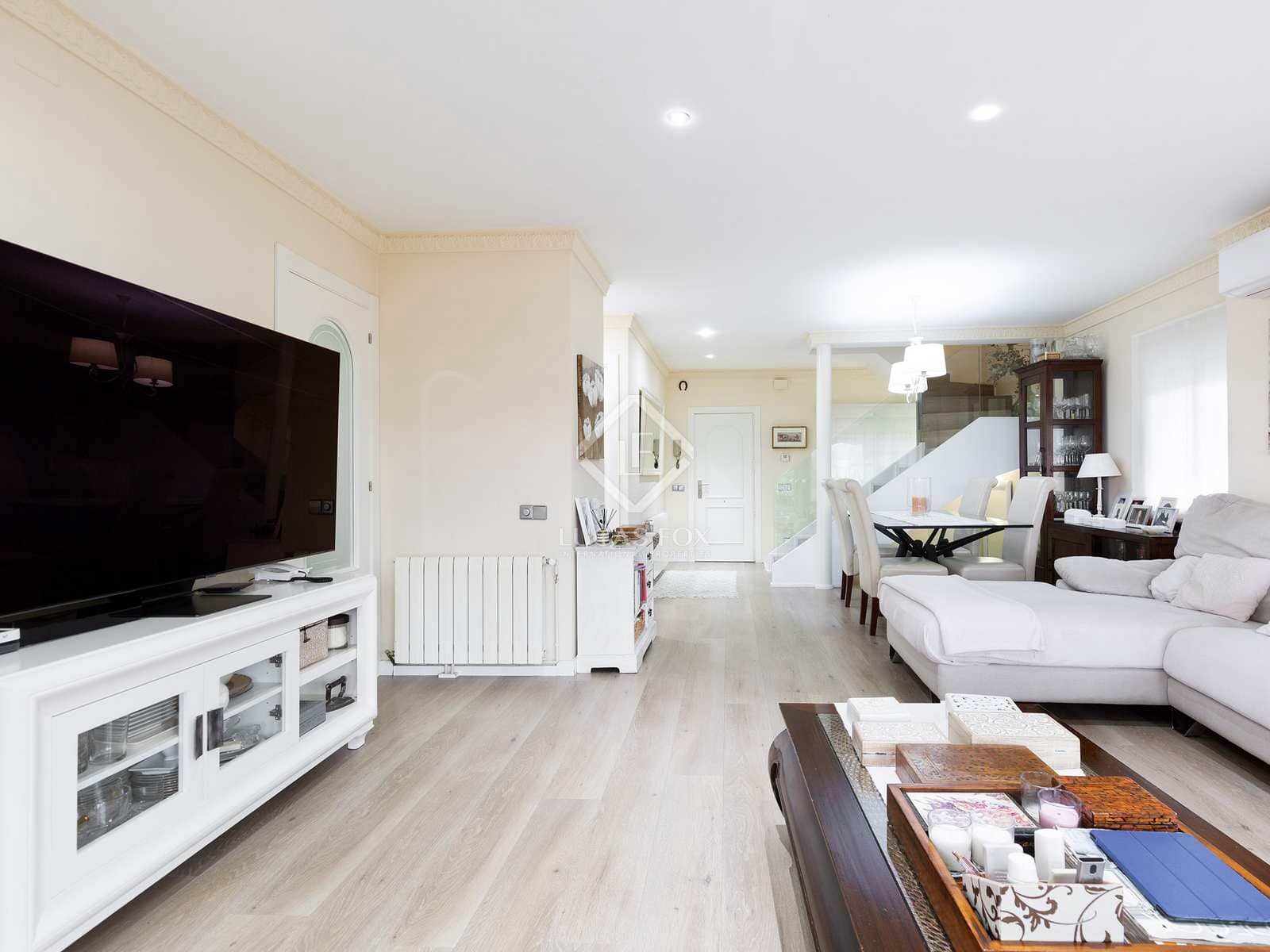 4 soverom Villa til salgs i Castelldefels med svømmebasseng garasje - € 975 000 (Ref: 7259095)