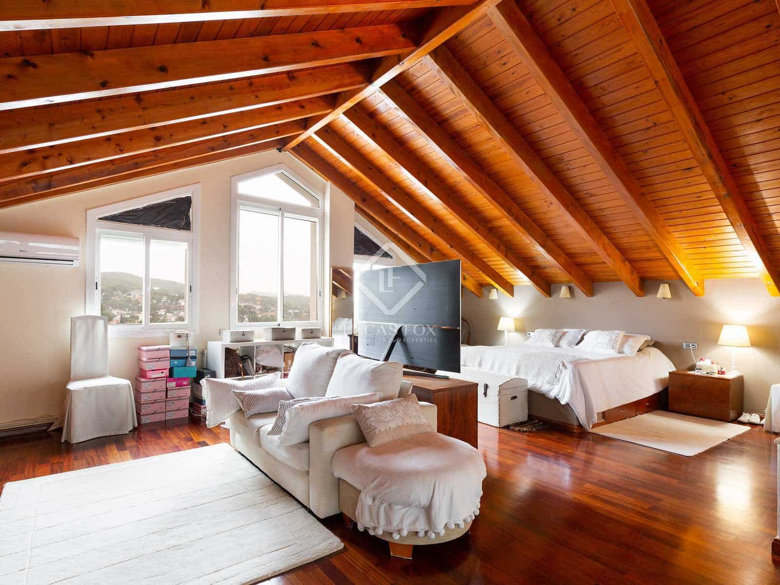 4 soverom Villa til salgs i Castelldefels med svømmebasseng garasje - € 975 000 (Ref: 7259095)