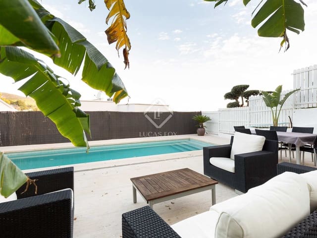 4 bedroom Villa for sale in Castelldefels with pool garage - € 975,000 (Ref: 7259095)