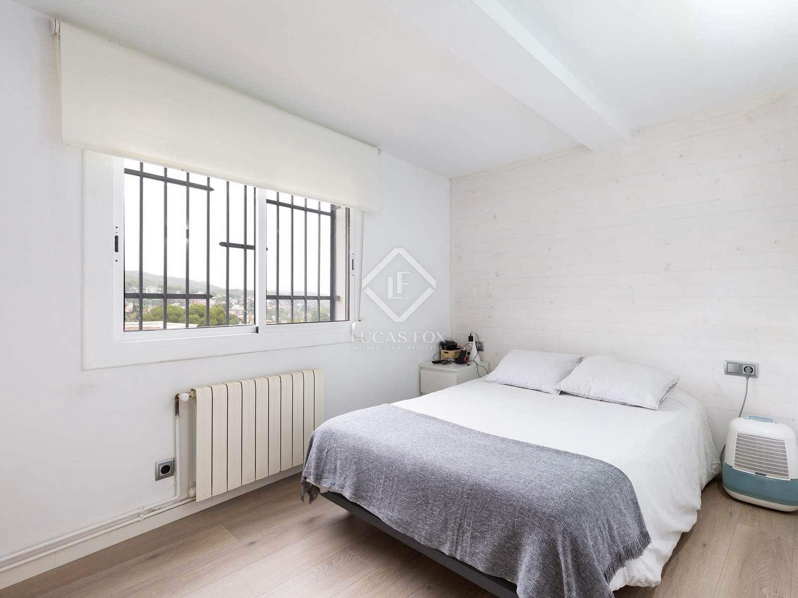 4 soverom Villa til salgs i Castelldefels med svømmebasseng garasje - € 975 000 (Ref: 7259095)