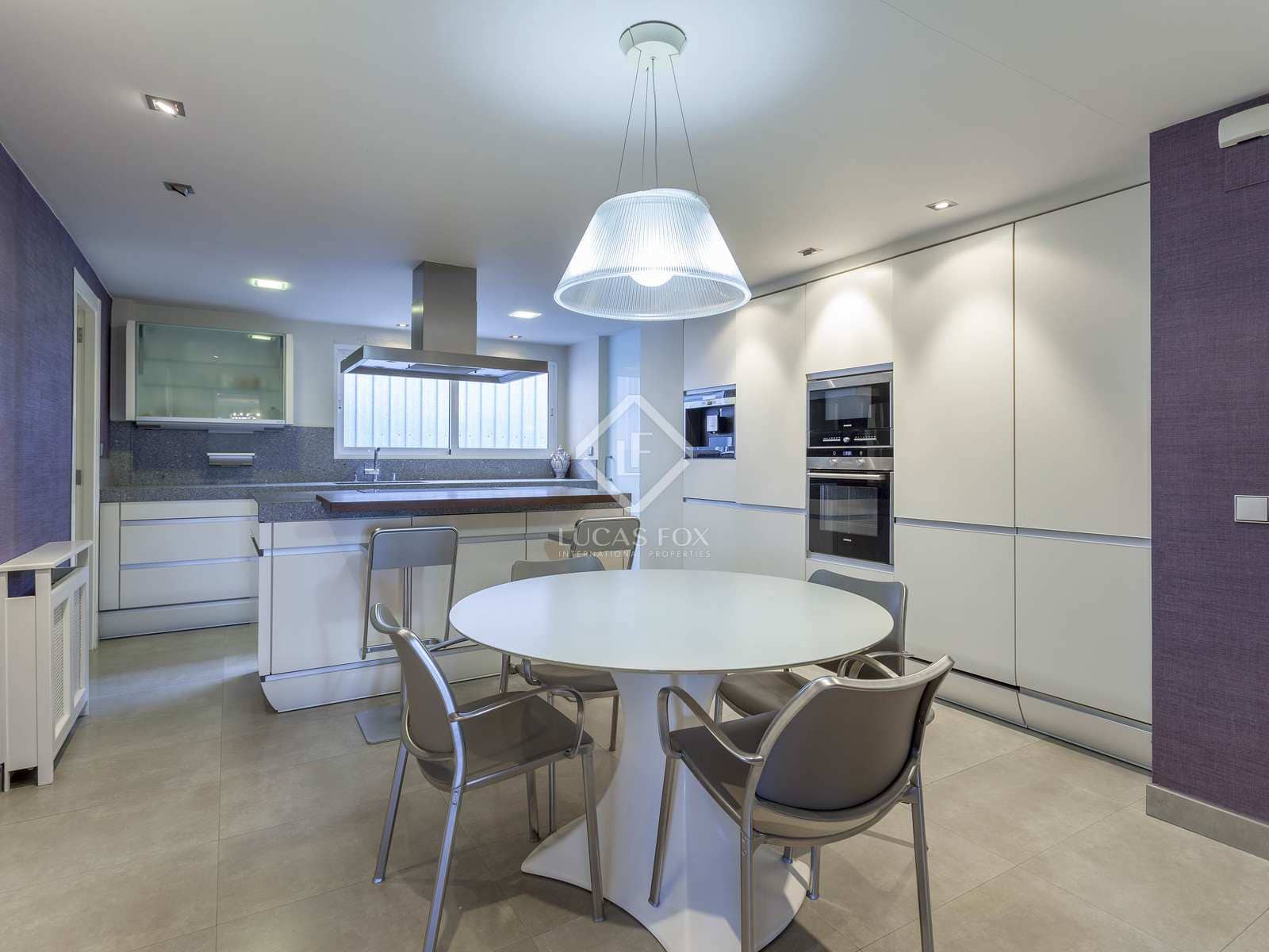 7 soveværelse Lejlighed til salg i Valencia by med garage - € 2.050.000 (Ref: 7277876)