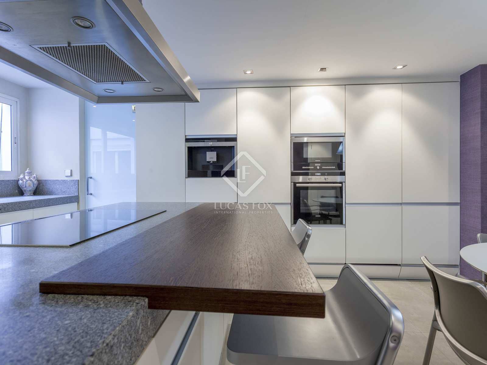 7 soveværelse Lejlighed til salg i Valencia by med garage - € 2.050.000 (Ref: 7277876)