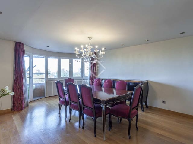 7 bedroom Apartment for sale in Valencia city with garage - € 2,050,000 (Ref: 7277876)