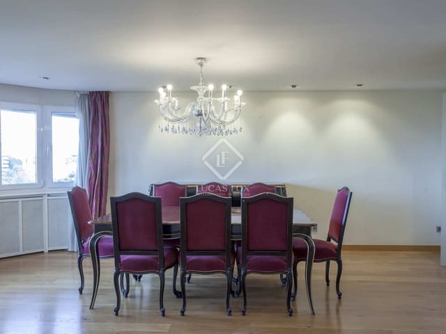 7 bedroom Apartment for sale in Valencia city with garage - € 2,050,000 (Ref: 7277876)