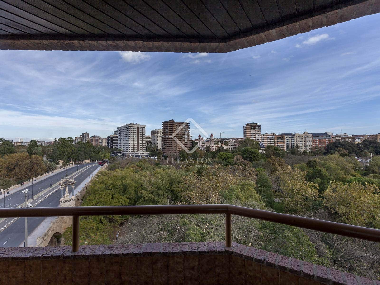 7 soveværelse Lejlighed til salg i Valencia by med garage - € 2.050.000 (Ref: 7277876)