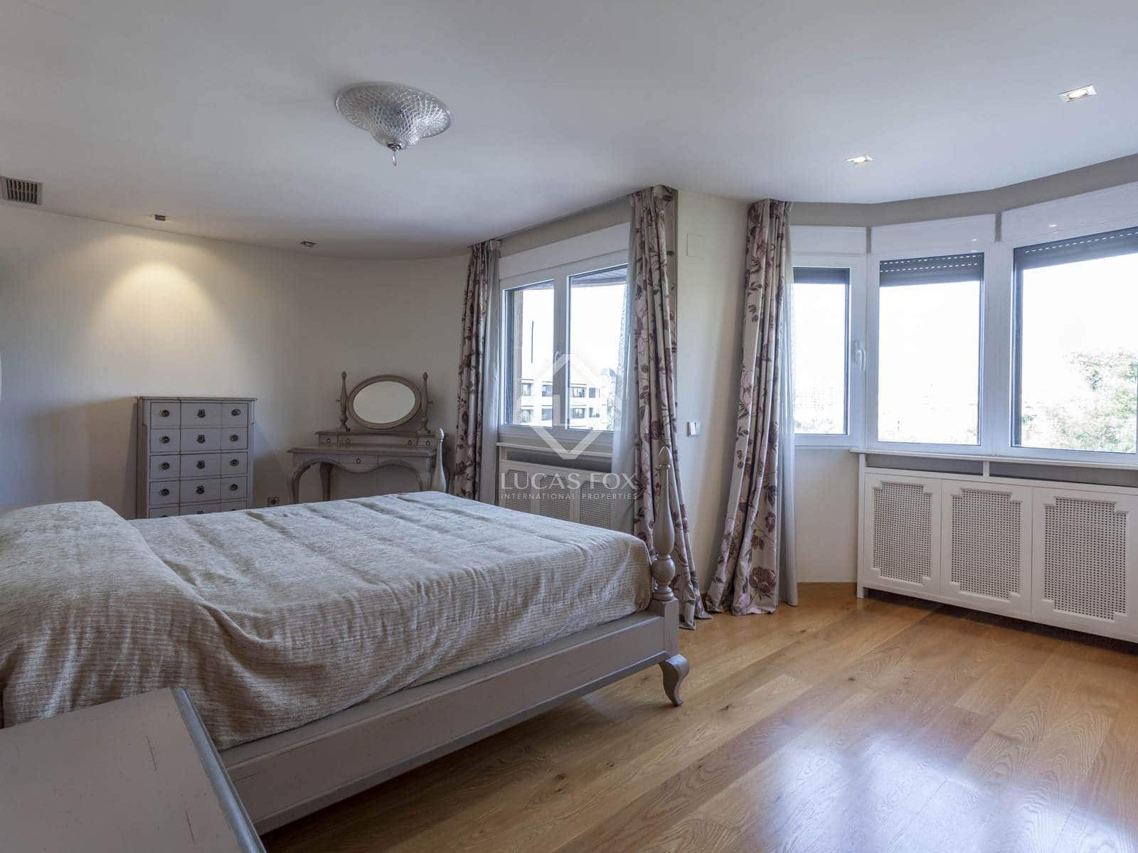 7 soveværelse Lejlighed til salg i Valencia by med garage - € 2.050.000 (Ref: 7277876)