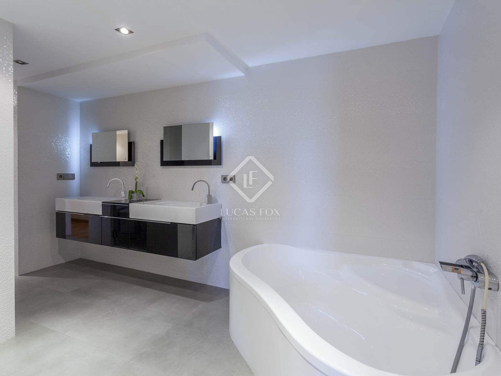 7 soveværelse Lejlighed til salg i Valencia by med garage - € 2.050.000 (Ref: 7277876)