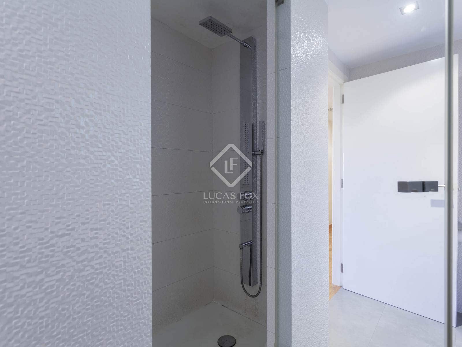 7 soveværelse Lejlighed til salg i Valencia by med garage - € 2.050.000 (Ref: 7277876)