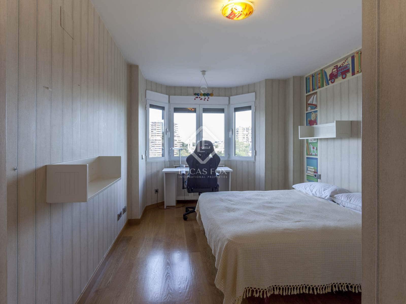 7 soveværelse Lejlighed til salg i Valencia by med garage - € 2.050.000 (Ref: 7277876)