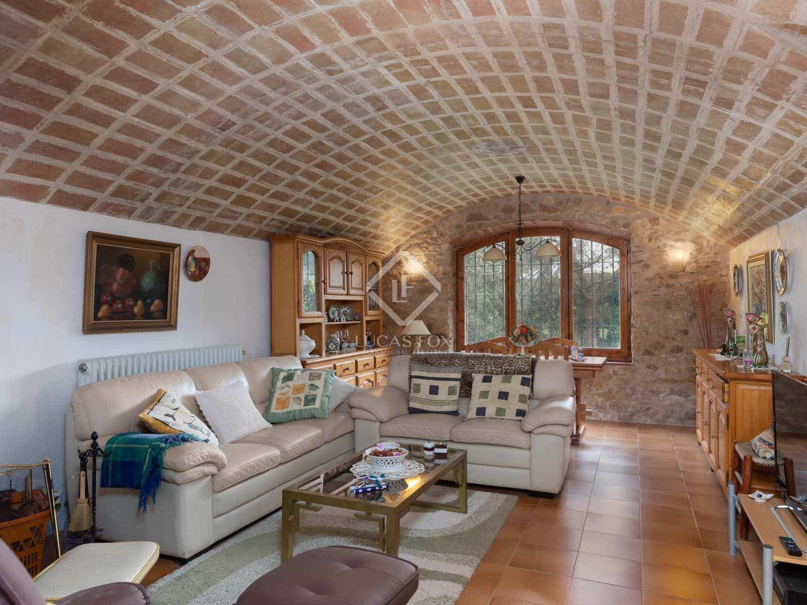 5 soveværelse Finca/Landehus til salg i Peratallada med garage - € 2.200.000 (Ref: 7296312)