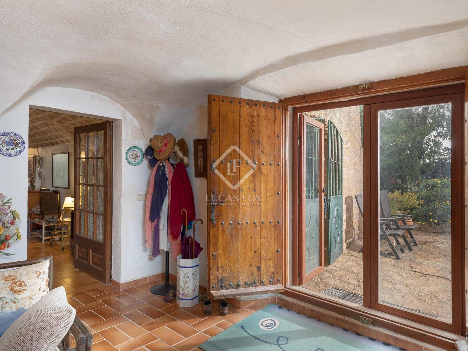 5 soveværelse Finca/Landehus til salg i Peratallada med garage - € 2.200.000 (Ref: 7296312)