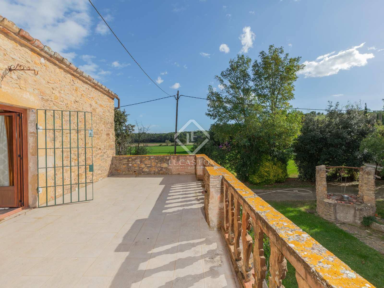 5 soveværelse Finca/Landehus til salg i Peratallada med garage - € 2.200.000 (Ref: 7296312)