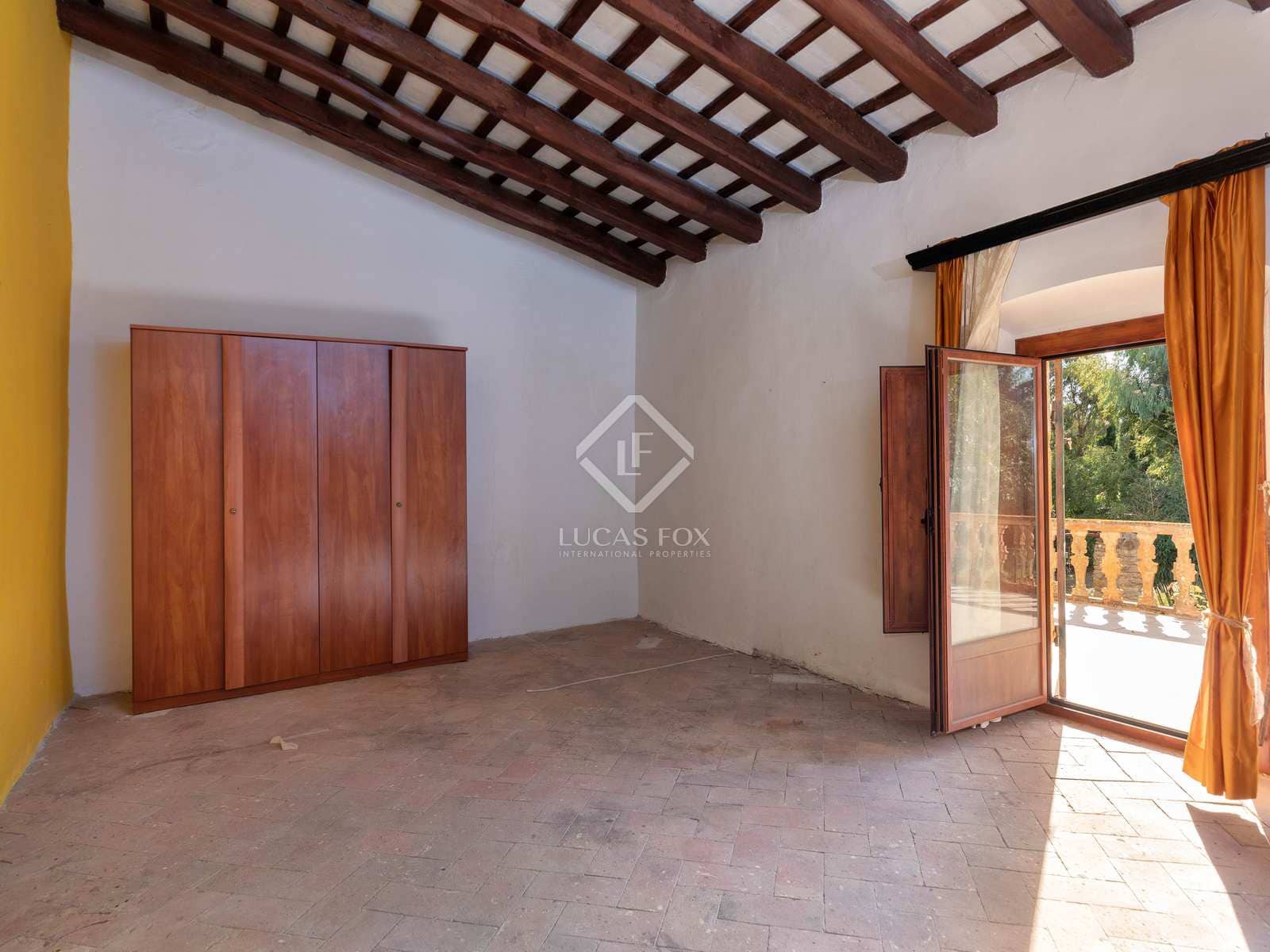 5 soveværelse Finca/Landehus til salg i Peratallada med garage - € 2.200.000 (Ref: 7296312)