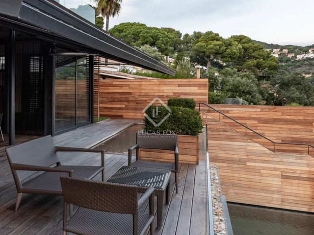 6 slaapkamer Villa te koop in Lloret de Mar met zwembad garage - € 4.500.000 (Ref: 7299584)