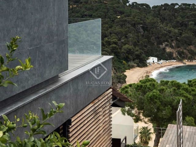 6 slaapkamer Villa te koop in Lloret de Mar met zwembad garage - € 4.500.000 (Ref: 7299584)