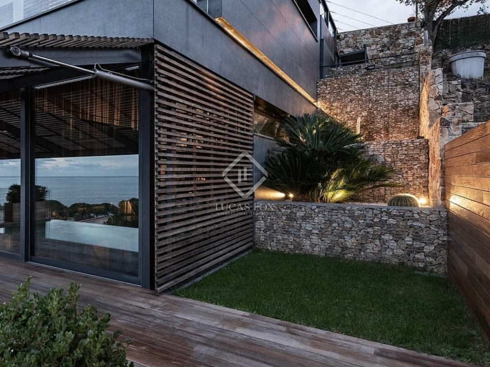 6 slaapkamer Villa te koop in Lloret de Mar met zwembad garage - € 4.500.000 (Ref: 7299584)