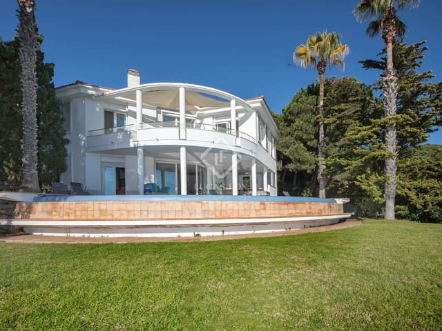 4 slaapkamer Villa te koop in Lloret de Mar met zwembad garage - € 2.950.000 (Ref: 7302088)