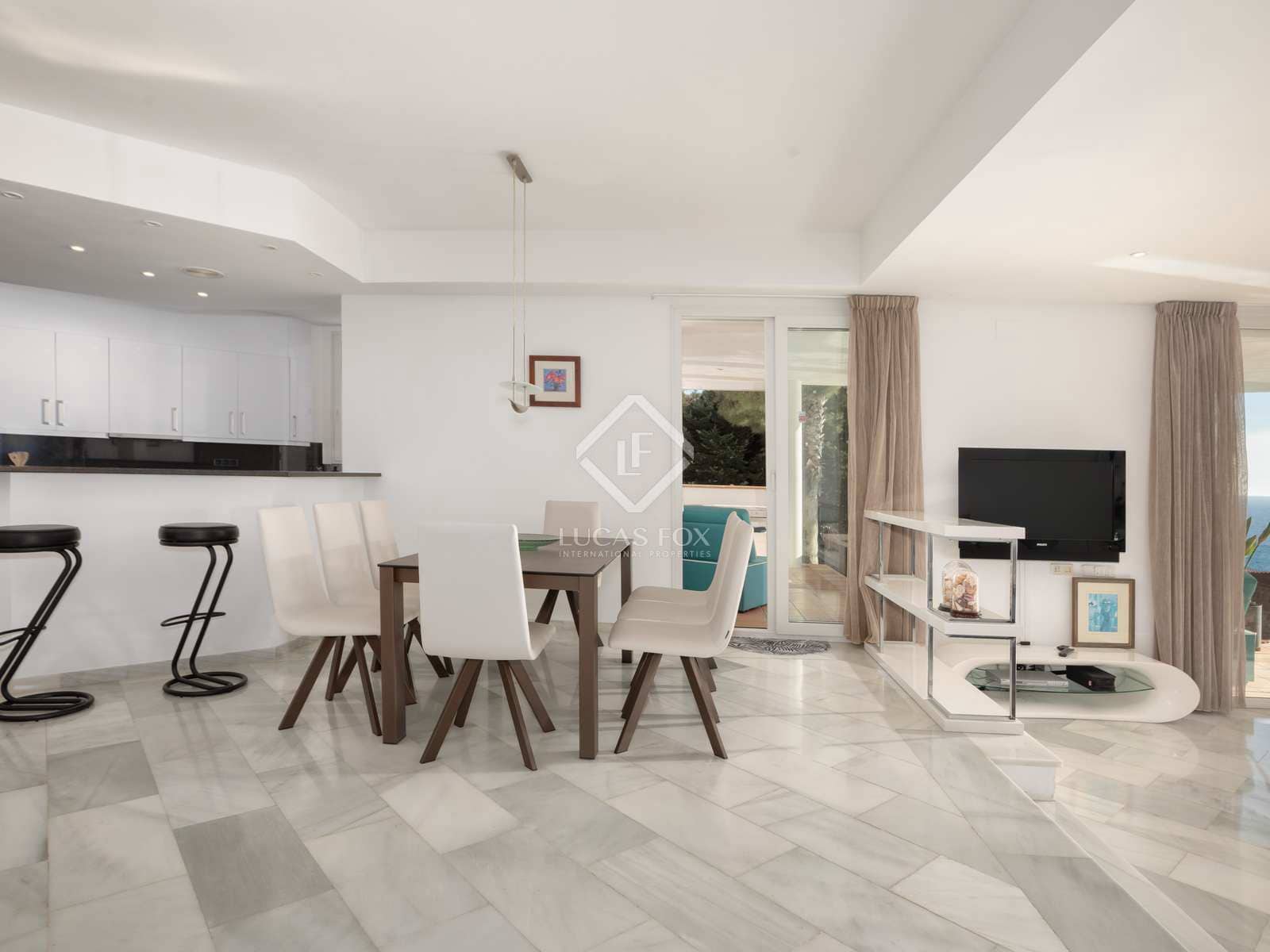 4 slaapkamer Villa te koop in Lloret de Mar met zwembad garage - € 2.950.000 (Ref: 7302088)