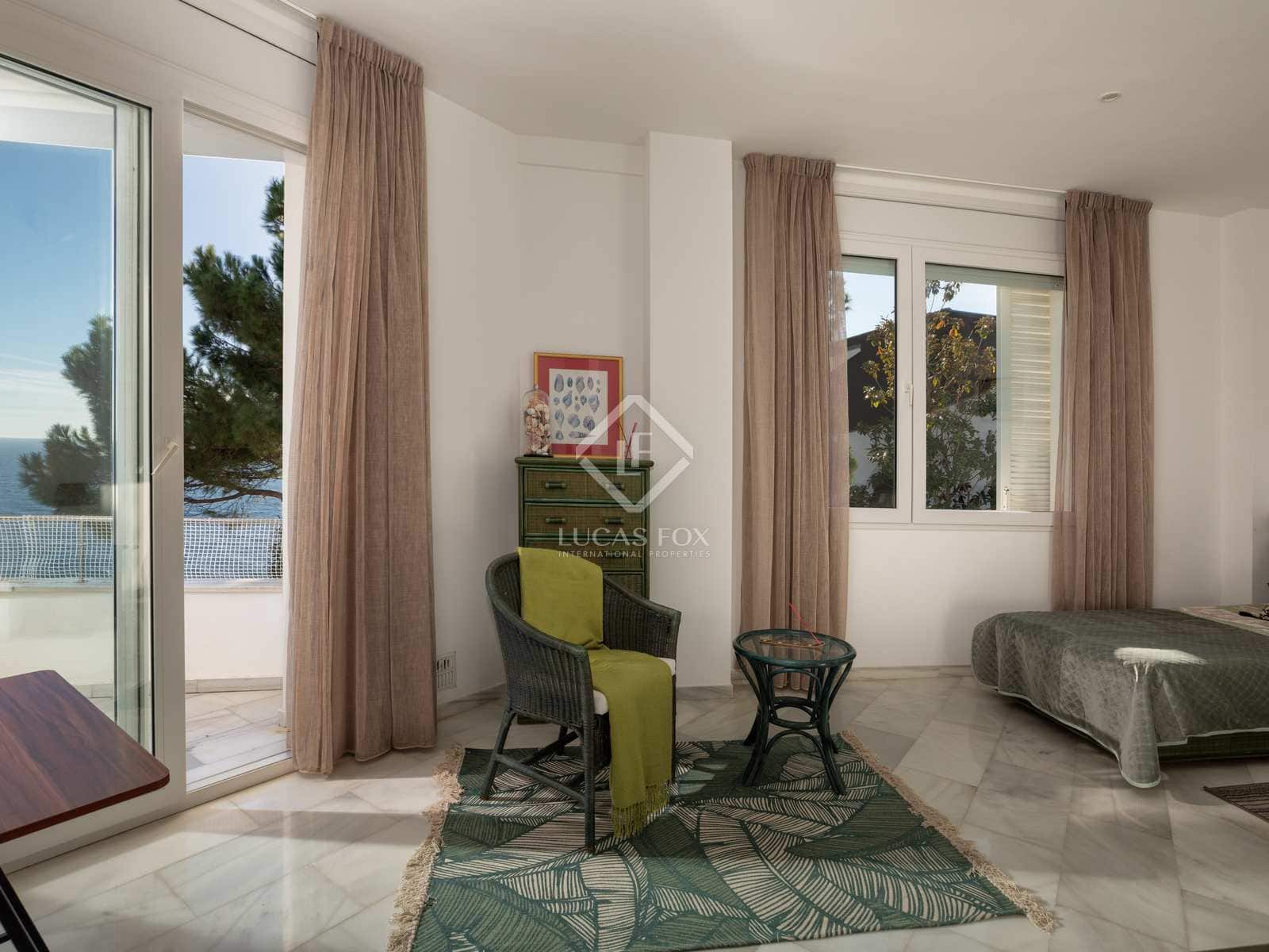 4 slaapkamer Villa te koop in Lloret de Mar met zwembad garage - € 2.950.000 (Ref: 7302088)