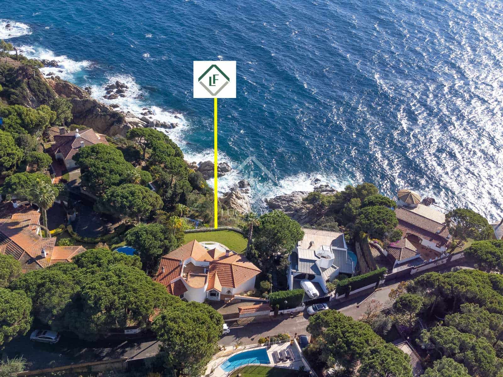4 slaapkamer Villa te koop in Lloret de Mar met zwembad garage - € 2.950.000 (Ref: 7302088)