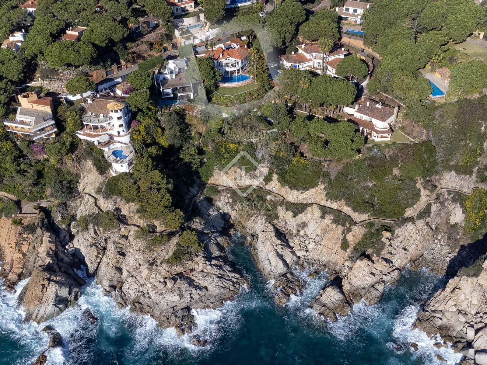 4 slaapkamer Villa te koop in Lloret de Mar met zwembad garage - € 2.950.000 (Ref: 7302088)