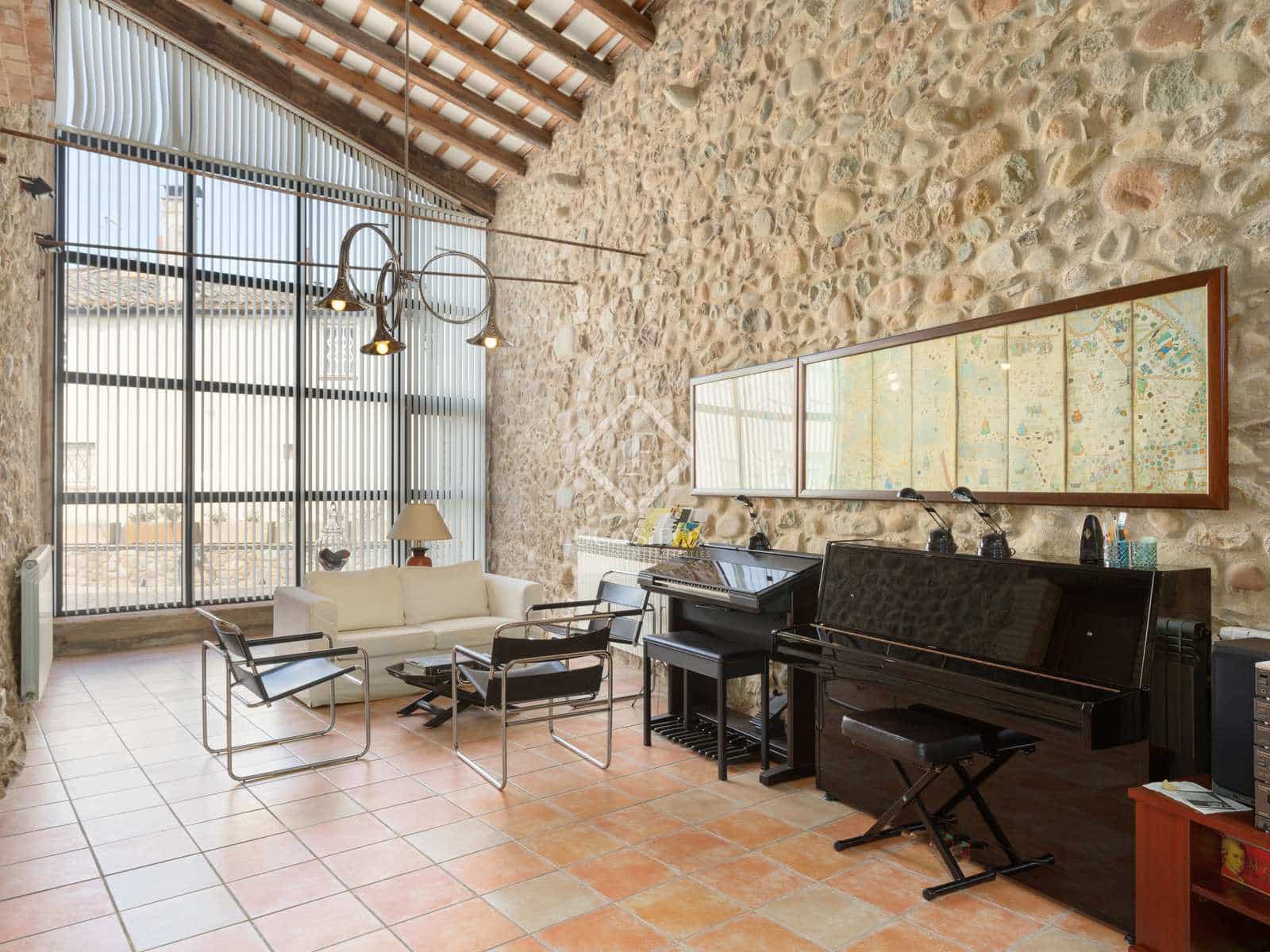 7 bedroom Villa for sale in Bordils with garage - € 630,000 (Ref: 7309612)