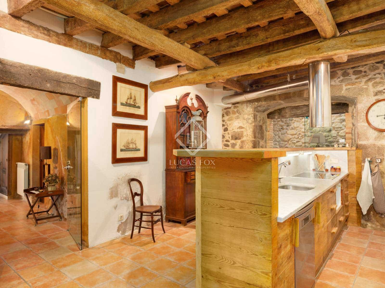 7 bedroom Villa for sale in Bordils with garage - € 630,000 (Ref: 7309612)