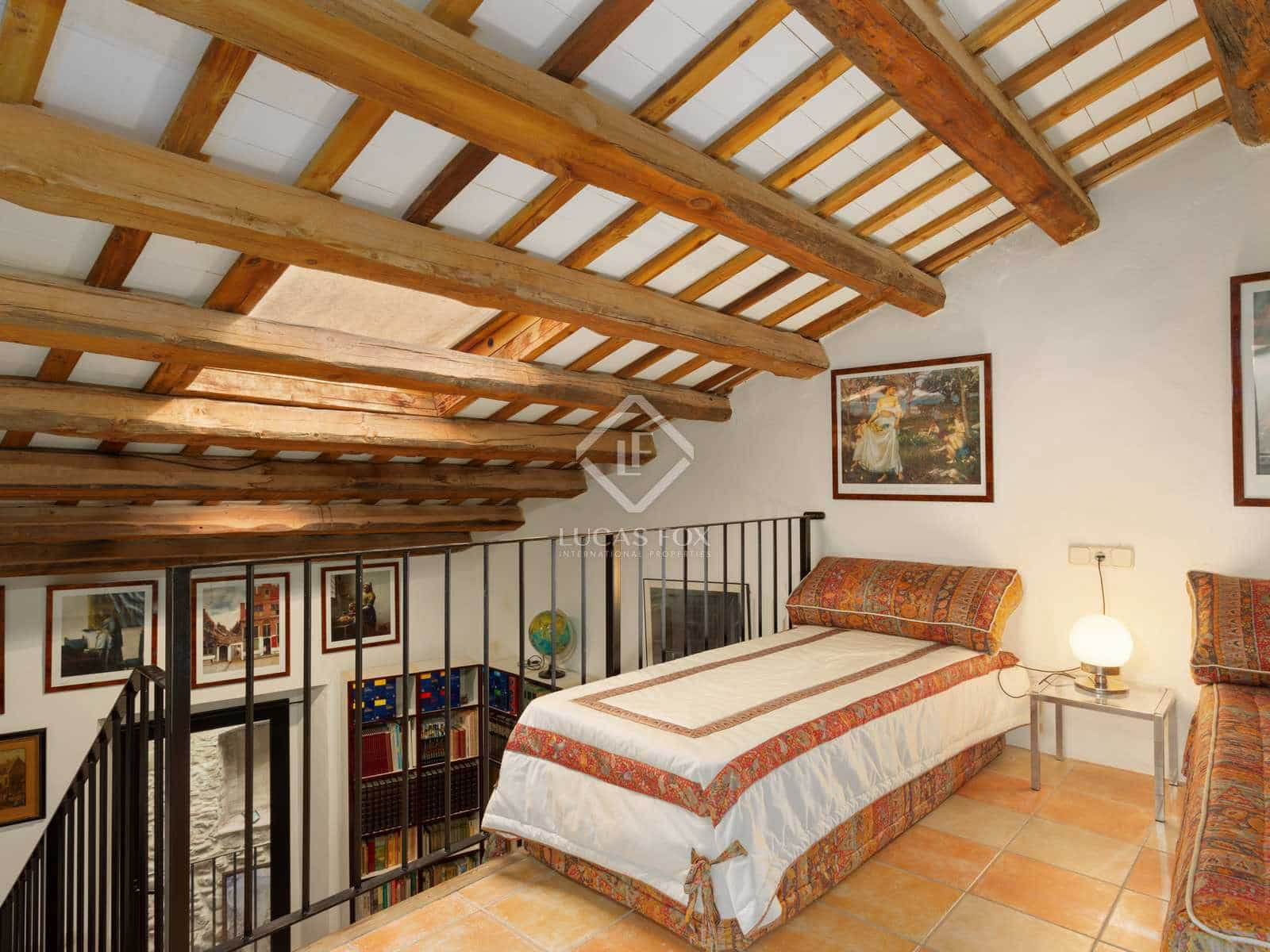 7 bedroom Villa for sale in Bordils with garage - € 630,000 (Ref: 7309612)