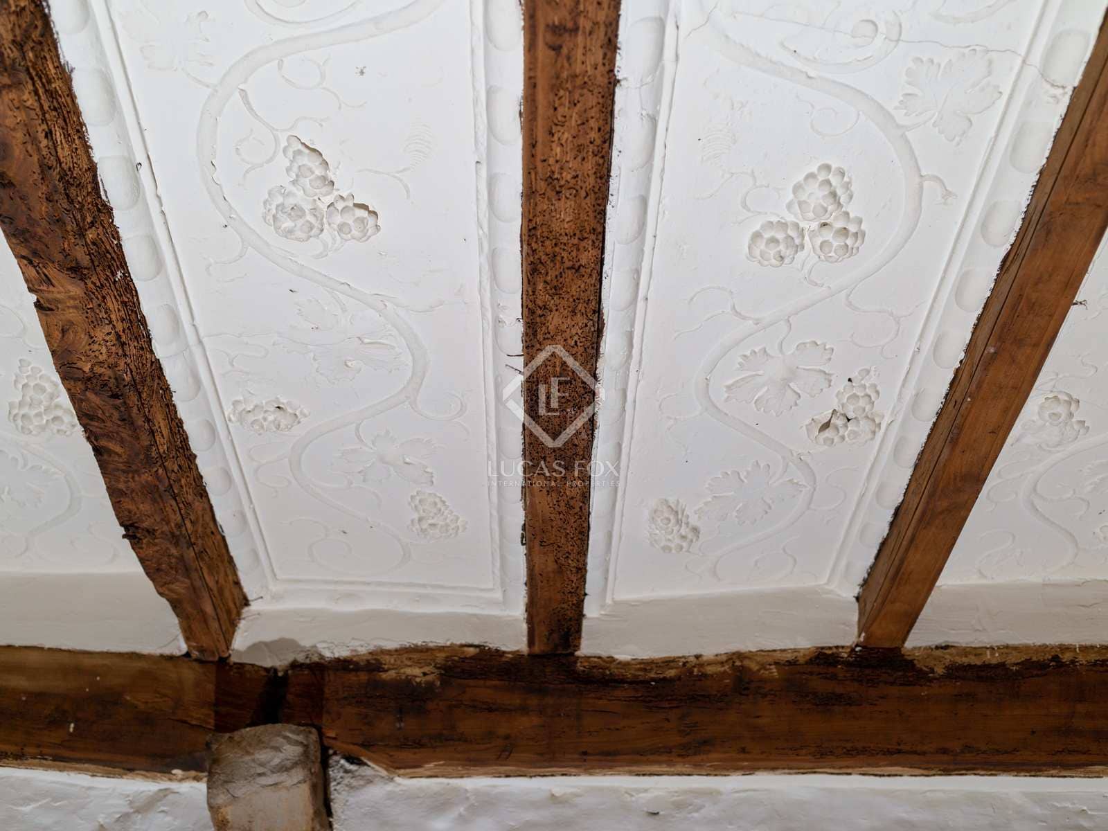 7 bedroom Villa for sale in Bordils with garage - € 630,000 (Ref: 7309612)