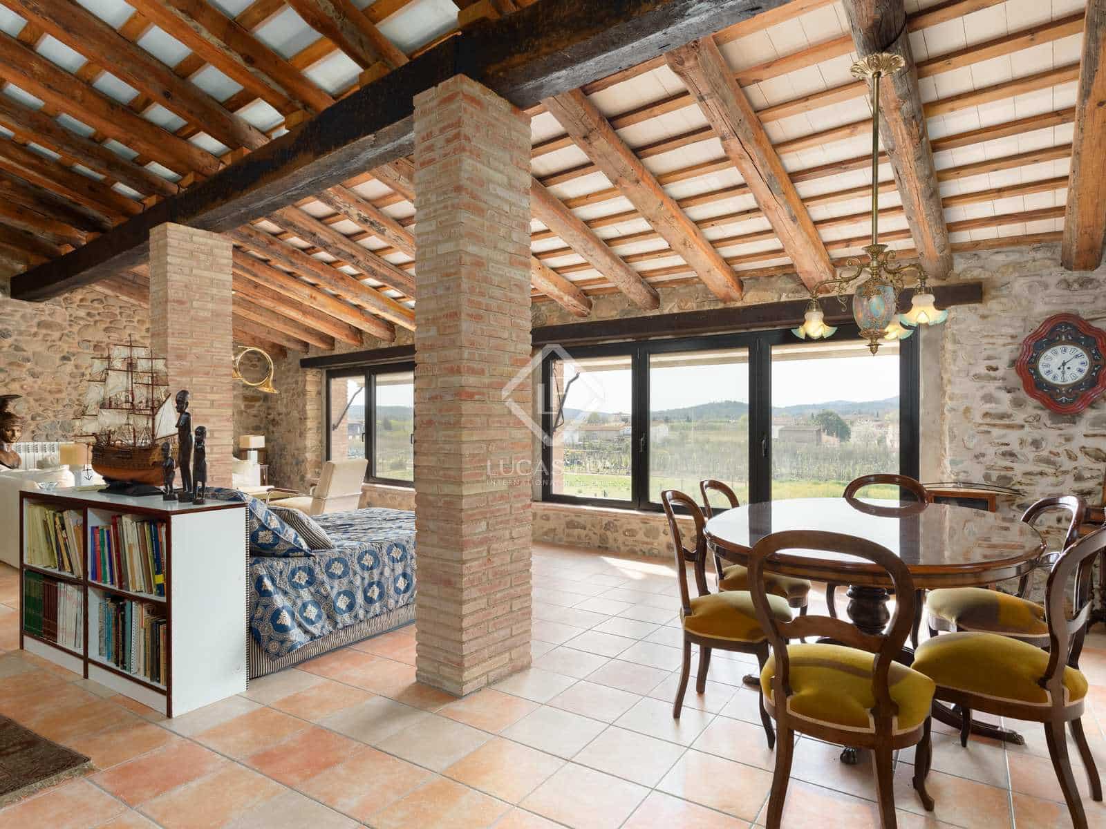 7 bedroom Villa for sale in Bordils with garage - € 630,000 (Ref: 7309612)